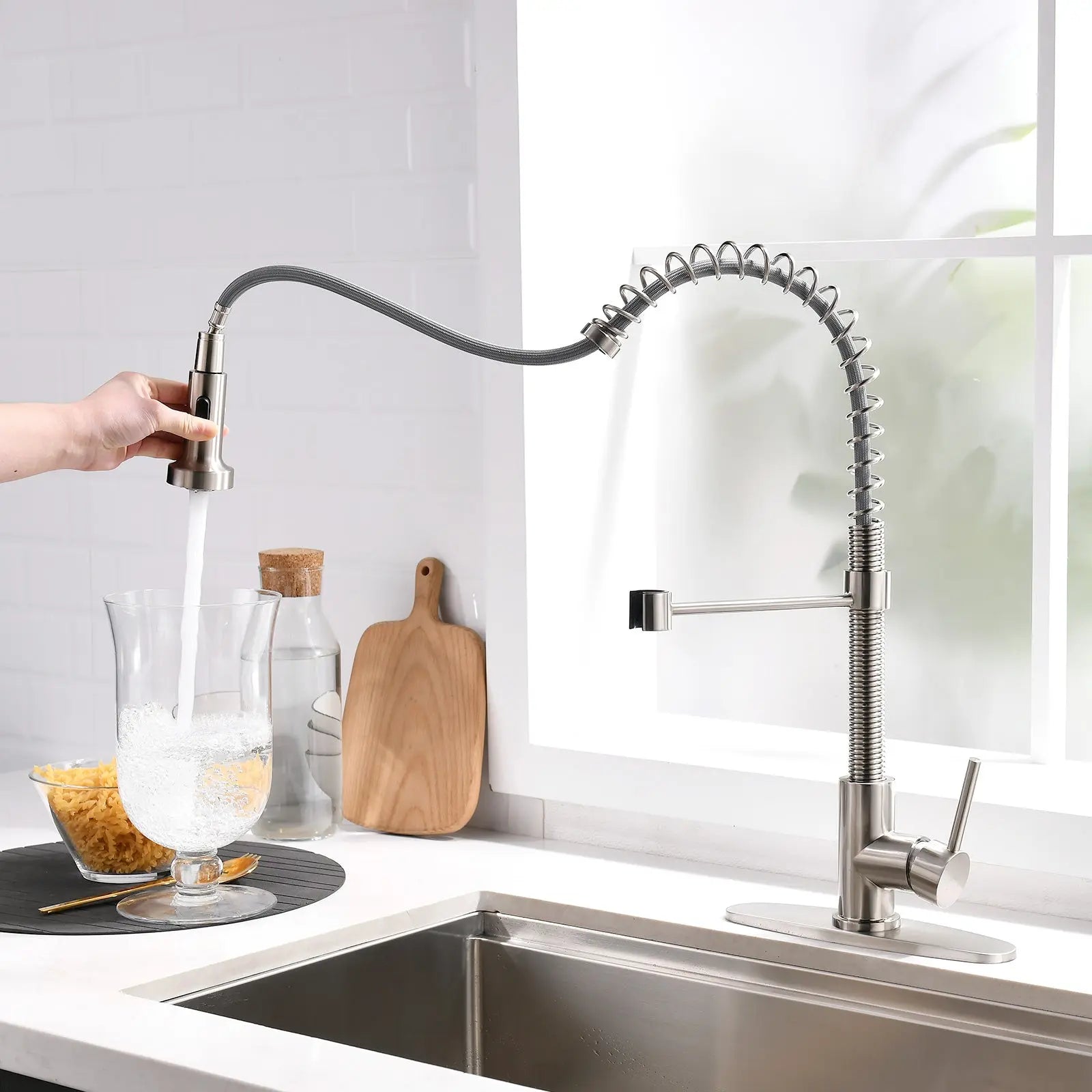 HOROW Best Kitchen Faucet With Pull Down Sprayer Model HR-KF0229B HOROW